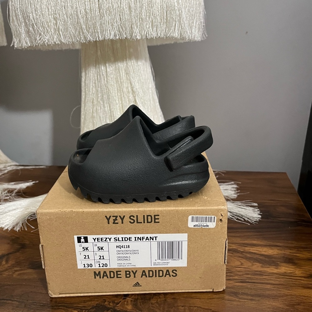 Adidas Yeezy Slide Infant Black